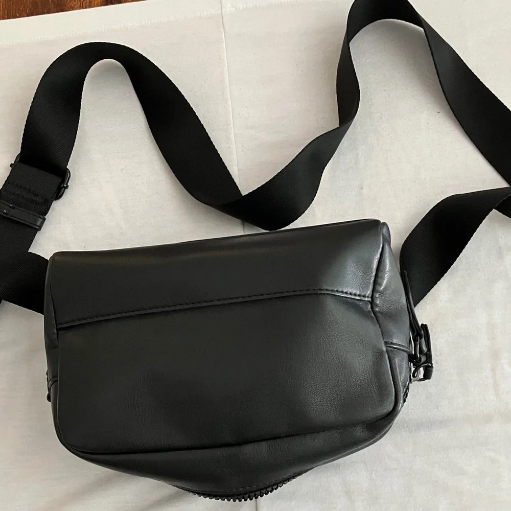 Dkny Black Leather Belt Bag with Embossed Logo